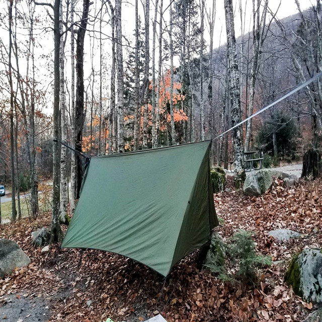 Lonas e abrigos para barracas de acampamento à prova d'água